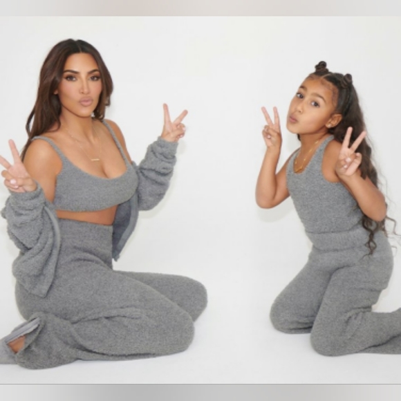 SKIMS KIDS COZY TANK TOP - Picture 3 of 3